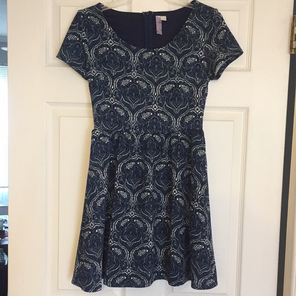 Francesca’s Alya minidress size small